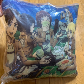 [お譲り致します]進撃の巨人 クッションの画像