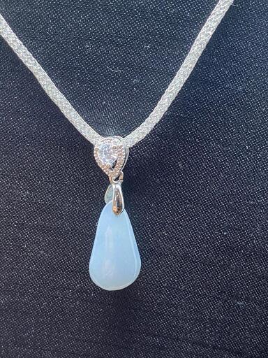 福袋 ネックレス 水滴 本翡翠 氷ヒスイ ブルー色 誕生日プレゼント 鑑別書有