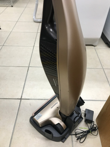 Panasonic MC-BU110J-T 2019年製 充電式 スティック掃除機