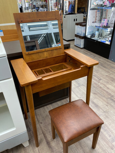 市場株式会社 一面ドレッサー 鏡台 イス付 8,990円