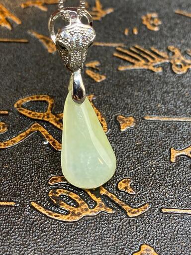 福袋 ネックレス 水滴 本翡翠 氷ヒスイ 黄色 誕生日プレゼント 縁起物 鑑別書有