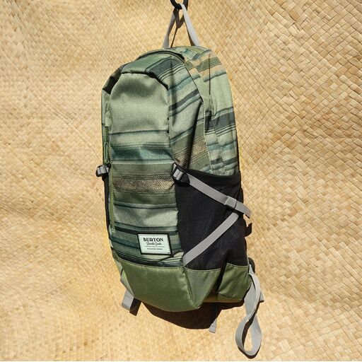【新品】BURTON リュック 限定品 21L アウトドア ユニセックス
