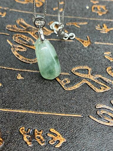 福袋 ネックレス ペンダント 天然本翡翠 氷ヒスイ A貨 男女兼用 鑑別書有