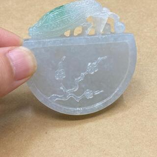 福袋 置物 かわいい カマキリと梅花 本翡翠 氷ヒスイ 誕生日プレゼント 本物保証の画像