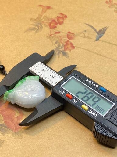 福袋 ネックレス 桃 本翡翠 ヒスイ 高級緑色 誕生日プレゼント 縁起物 鑑別書有