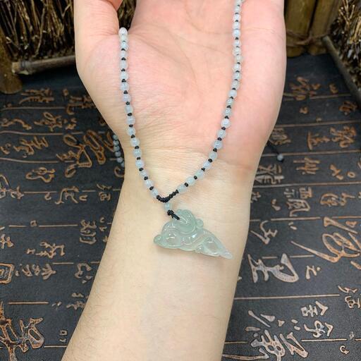 福袋 ネックレス 虎 本翡翠 氷ヒスイ 緑色 透明 縁起物 誕生日プレゼント 本物保証