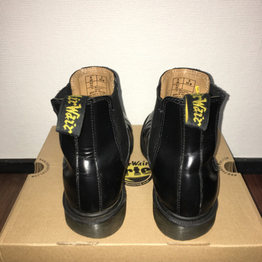 Dr. Martens 2976 チェルシーブーツ