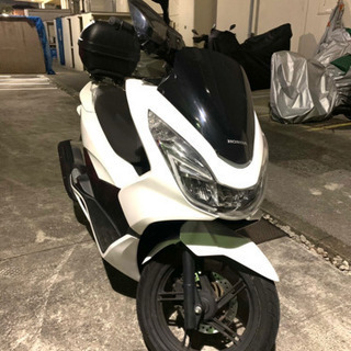 PCX150「ホワイトリアボックスとヒーター付き」