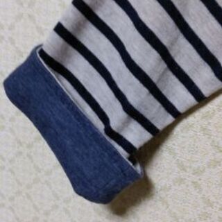 最後値下げしました!!　タートルネックセーターに合わせても✨フリーサイズ🌹ボーダーチュニック💖革ひもペンダント付き🔆の画像