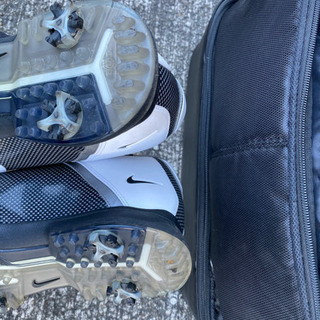 NIKE ナイキ　ゴルフシューズ　27.5cm   シューズバッグ付きの画像