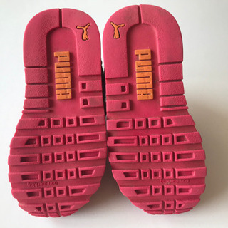 PUMA ピンク子供　スニーカー14cmの画像