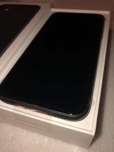 iPhone 11 256GB ブラック docomo