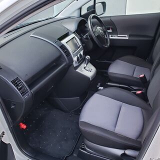 プレマシー　ブライトスタイリッシュ（限定車）　Ｈ18　車検3年9月　走行59000キロ　ＨＤＤサイバーナビ＆フルセグＴＶ　カラーバックカメラ　両側パワースライド　キセノン＆フォグ　専用エアロ＆17ＡＷ　禁煙車の画像