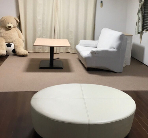 スツールソファ(丸型.白)