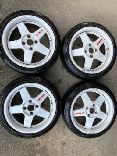 ホイール4穴