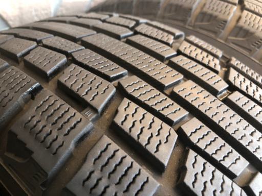 195/65R15 ヨコハマ スタッドレス ヴォクシー セレナ プリウス 他
