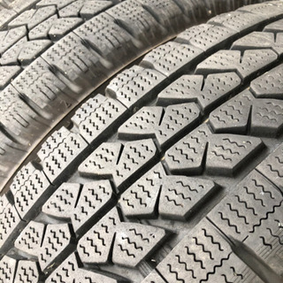 205/70R16 ブリヂストン スタッドレス キャンター エルフ デュトロの画像