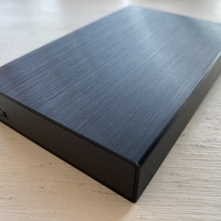 Lacie 1TB ハードディスク（ケース・ケーブル付）1