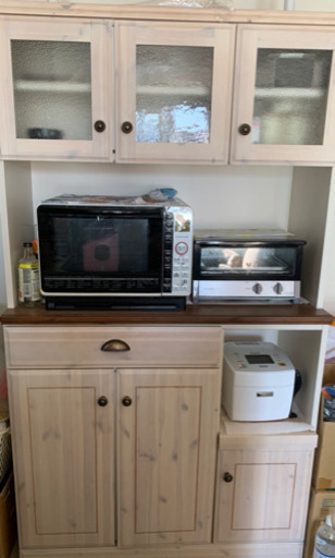 食器棚　23日まで！