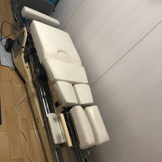 タカラベルモント　トムソンベッド　DM-1000N