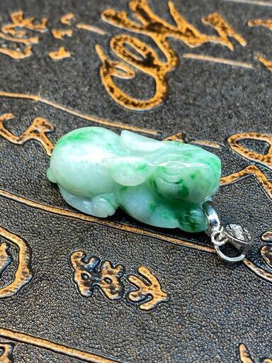 福袋 ネックレス 兎 ヒスイ 本翡翠 緑色 誕生日プレゼント 男女兼用 本物保証