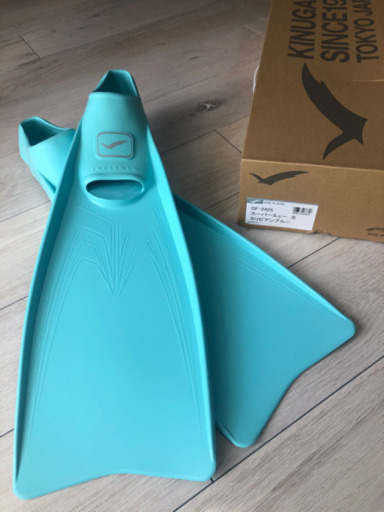 人気のGULLのレディース　フルフットの3点セットにブーツとソックスとグローブで6点セット