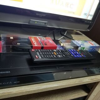 ☆レグザサーバー！2TB &トリプルチューナー！東芝 DBR-T...