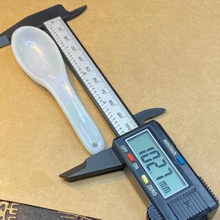 本翡翠　スプーン ミャンマー産　ヒスイ A貨　二色 ラベンダー色　緑色　誕生日プレゼント 天然石 鑑別書有 2022072307の画像