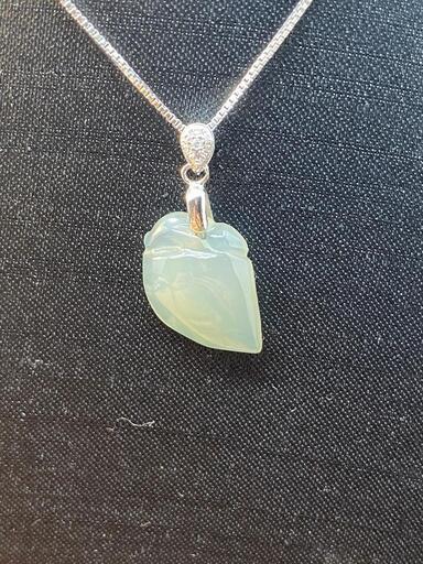 福袋 ネックレス 桃 本翡翠 氷ヒスイ 高級透明 誕生日プレゼント 鑑別書有