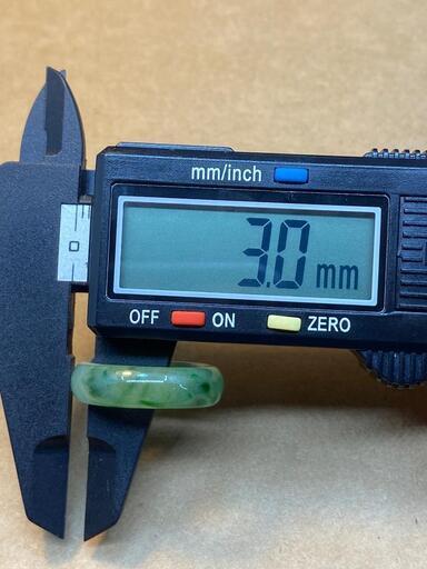 1万円引き くりぬき指輪 リング 本翡翠 氷ヒスイ 緑色 誕生日プレゼント 縁起物 本物保証