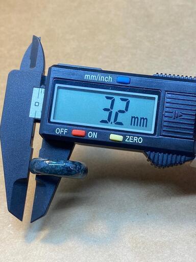 5000円引き くりぬき指輪 リング 本翡翠 ヒスイ 烏骨鶏色 誕生日プレゼント 鑑別書有
