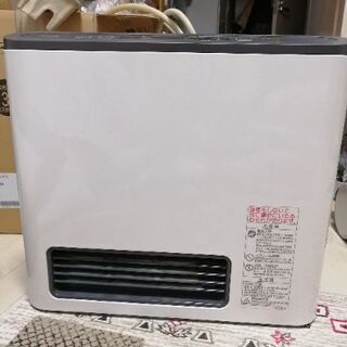 ガスファンヒーター