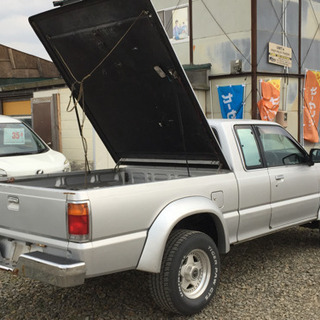 マツダ プロシード  2.6 キャブプラス 4WD （シルバー）ETC/HIDヘッドライトの画像