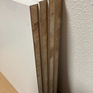棚板 白い板の画像