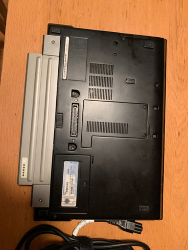 （予約済）特価！大人気DEll Latitude E4310 ⑧Windows10pro 64bit 新品SSD 新品バッテリーWeb