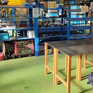 金属DIYオープン❕❕　丘の上の秘密基地