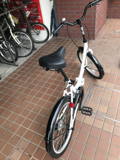 20インチ　折り畳み自転車　ホワイト