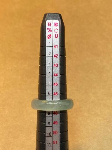 5000円引き くりぬき指輪 リング 本翡翠 ヒスイ 緑色 誕生日プレゼント 天然石 鑑別書有