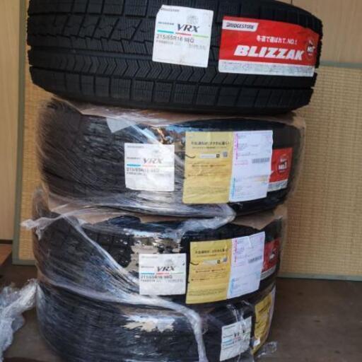 未使用品　ブリジストン　VRX 215/65R16 ホイール&ナット付