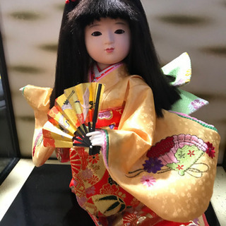 日本人形　小春日ガラスケース入り　値下げしました！の画像