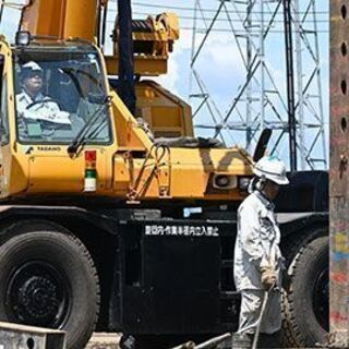 【日給12,000～】こんな笑顔で仕事ができる(笑)一緒にチャレンジしてみませんか？山留工事における工事作業員の画像
