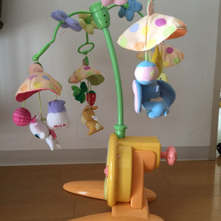 TOMY メリー ベビー用品の画像