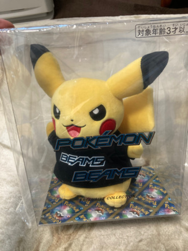 ポケモン✖️beams コラボ　カードとバッチ付き