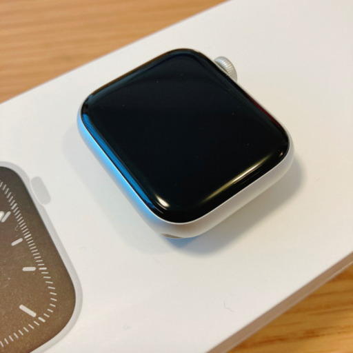 決まりました！アップルウォッチ　シリーズ5 40mm GPS シルバー　2回のみ使用