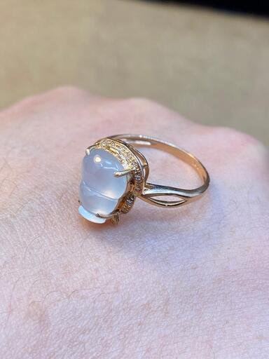 指輪 リング 瓢箪 本翡翠 氷ヒスイ フリーサイズ 誕生日プレゼント 縁起物 天然石 鑑別書有