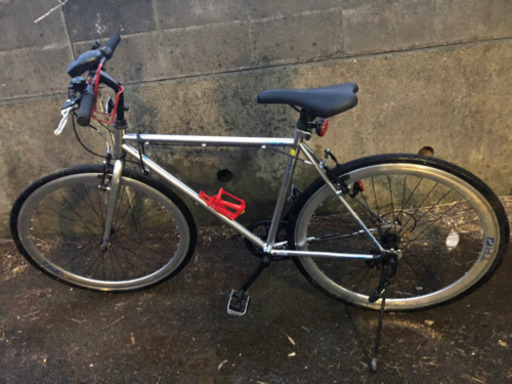 ロードバイク　シルバー　美品　チェーン錆有り　ドリンクホルダー付き