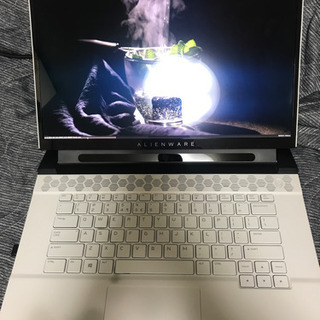 決まりました！次世代デザインAlienware m15 R2ゲーミングノートパソコン