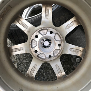 114.3 5穴 トヨタ クラウン ヴォクシーなどスタッドレス