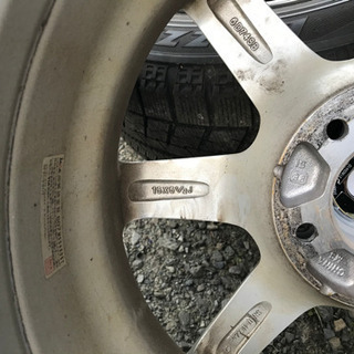 114.3 5穴 トヨタ クラウン ヴォクシーなどスタッドレス