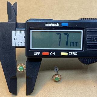 ピアス 花 本翡翠 ヒスイ 緑色 縁起物 誕生日プレゼント 金運アップ 本物保証2の画像